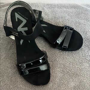 Anne Klein Black Sandals Sleek Modern Design